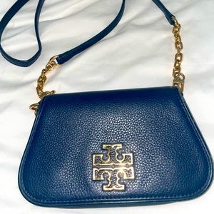 Tory Burch crossbody that can also be used as a clutch